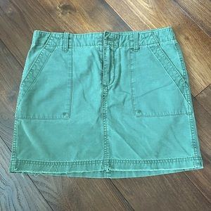 Gap size 2 khaki miniskirt. Cute!